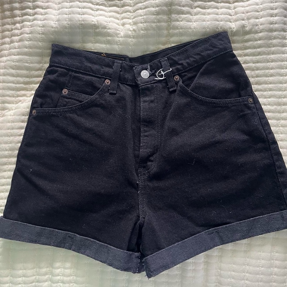 Levi's Black Jean Shorts High-Waisted Cuffed Hem